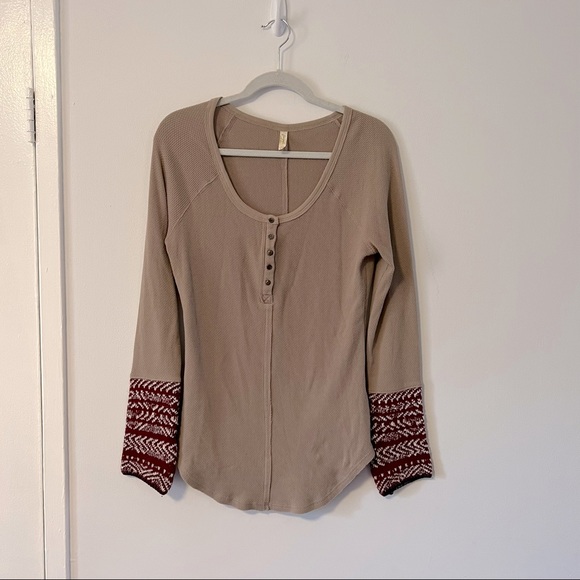 FREE PEOPLE Alpine Knit Cuff Thermal Sweater Long Sleeve Top in Taupe,Size Large - Picture 4 of 8